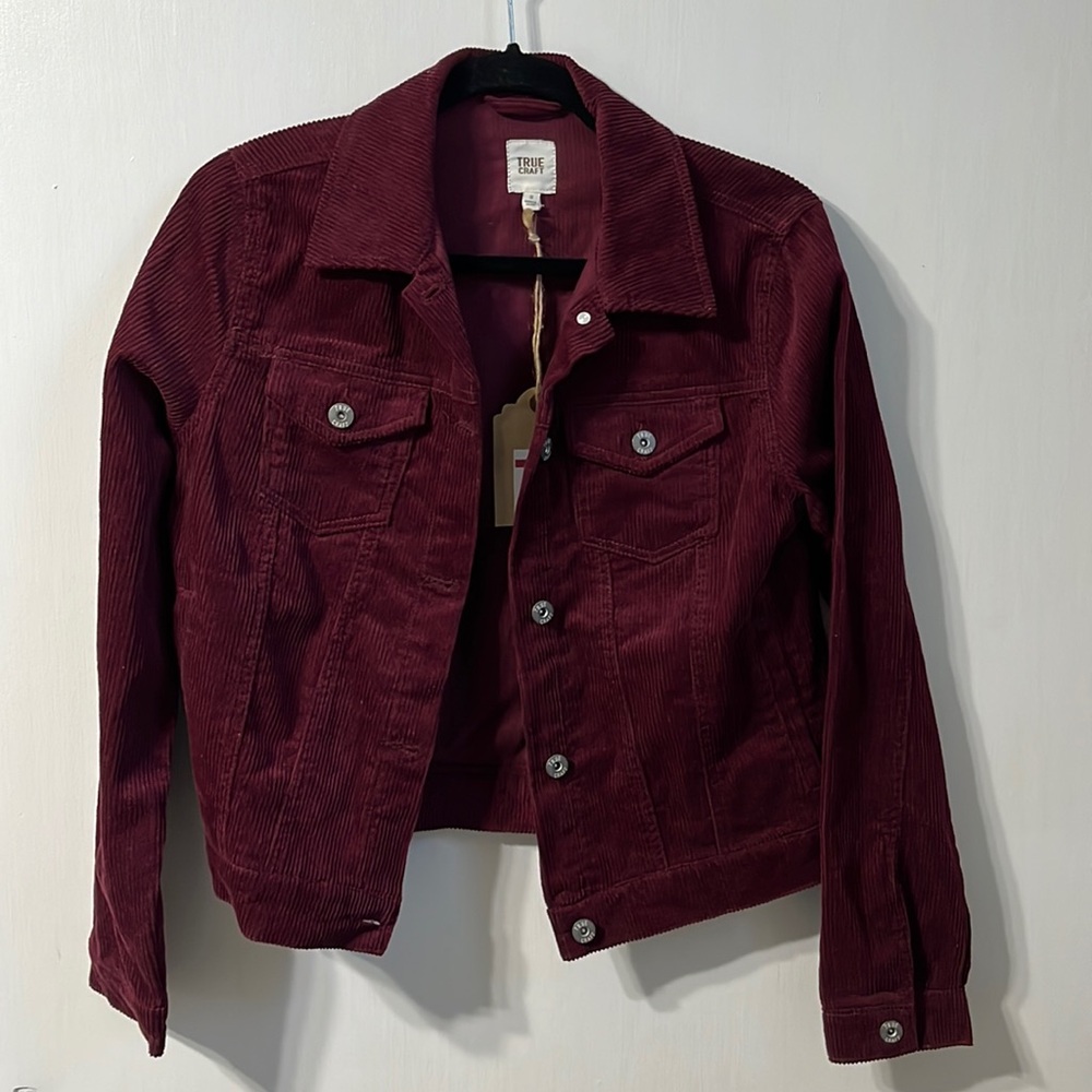 True Craft NWT Women’s Burgundy Corduroy Jean Jacket - Size S